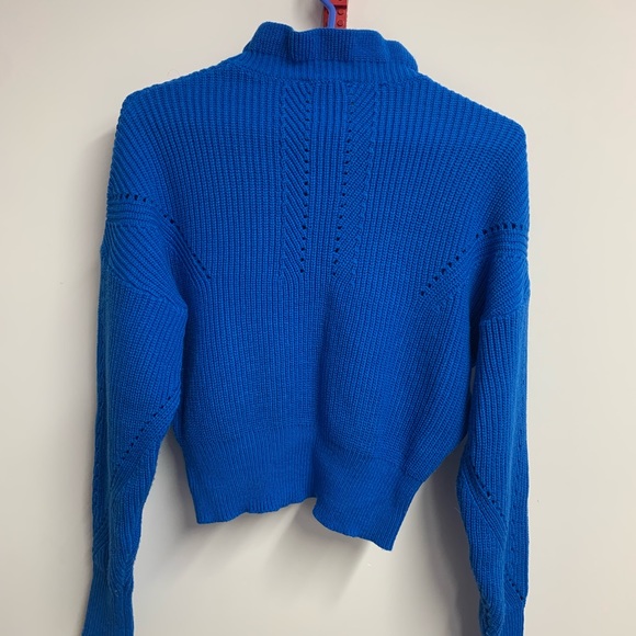 Womance sweater! - Picture 2 of 3